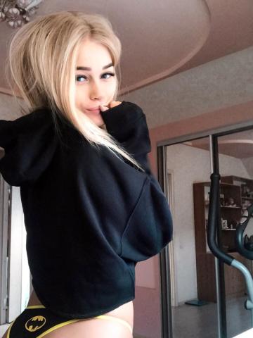 Проститутка Адель